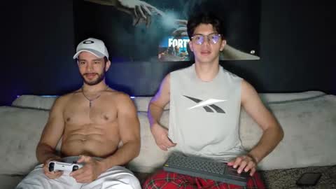 CRHISTIAN online show from 04-10-26, 03:34