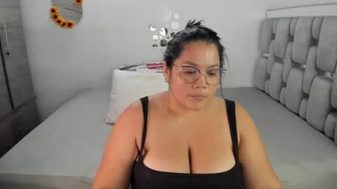 Snapshot of criistal_0 chatting on 06-14-26, 01:58 criistal_0 online show from 06-14-26, 01:58