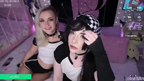 Snapshot of crimsonkitten chatting on 07-25-26, 01:58 Crimson Kitten online show from 07-25-26, 01:58