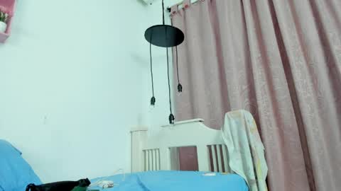 cris_dulce online show from 04-19-26, 06:10