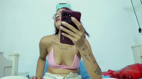 cris_dulce online show from 04-20-26, 07:59