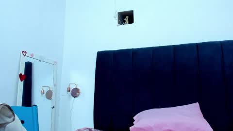 cris_dulce online show from 05-30-26, 07:33