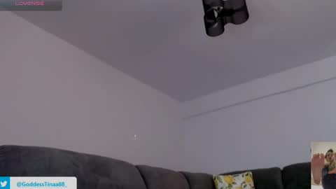 Snapshot of cris_tinne chatting on 07-29-26, 06:33 cris_tinne online show from 07-29-26, 06:33