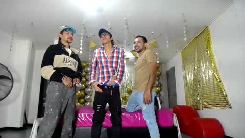 crismens online show from 02-07-25, 03:23