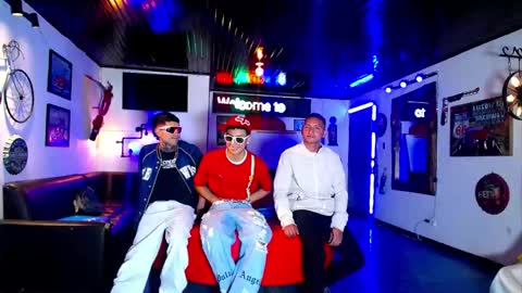 Snapshot of crismens chatting on 05-17-26, 08:16 crismens online show from 05-17-26, 08:16
