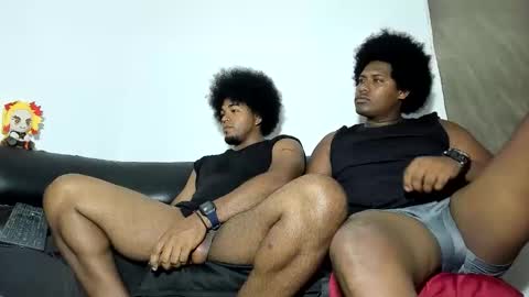 Snapshot of criss1964 chatting on 05-23-26, 06:23 yereimis y jaider online show from 05-23-26, 06:23