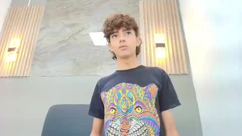 Snapshot of criss_allen1 chatting on 11-22-25, 12:48 CRISS online show from 11-22-25, 12:48