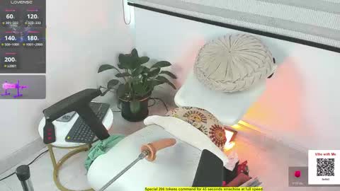  Criss Evans  online show from 04-10-26, 08:46