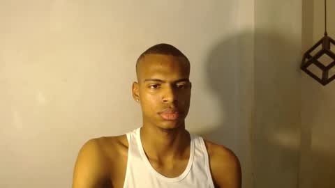 criss_zuri online show from 10-08-25, 11:41