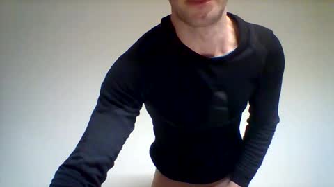 Snapshot of crissstrokesxxx chatting on 03-08-26, 08:51 Criss online show from 03-08-26, 08:51