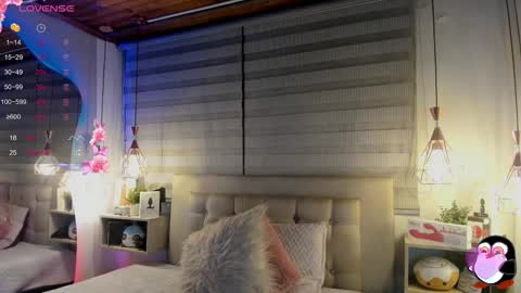 Cristal online show from 10-18-25, 04:15