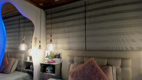 Snapshot of cristal__hot_1 chatting on 07-10-26, 05:01 Cristal online show from 07-10-26, 05:01