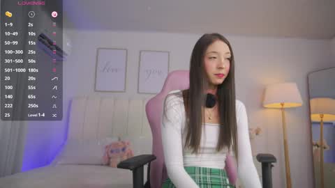 Snapshot of cristal_bunny chatting on 05-06-26, 12:08 Cristal online show from 05-06-26, 12:08