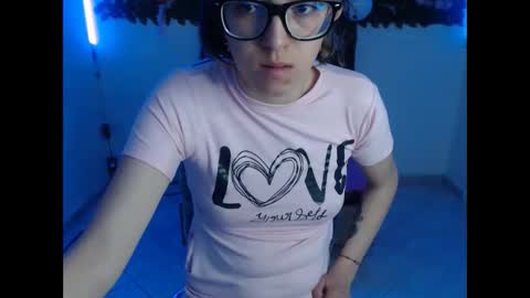 Cristal online show from 10-23-25, 05:44