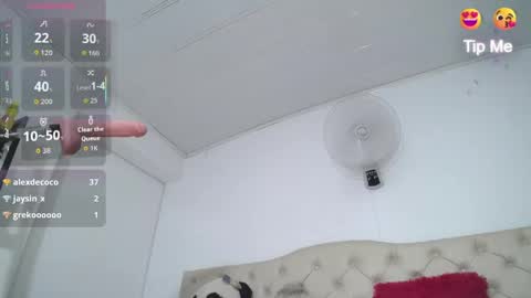 Milena online show from 05-15-26, 01:56