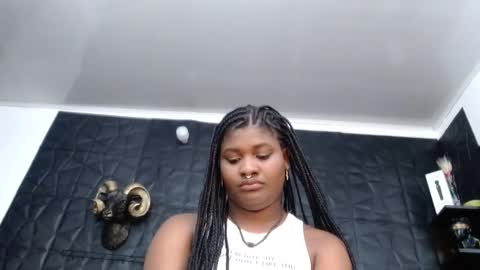 Snapshot of cristal_smith06 chatting on 01-18-26, 12:47 Hanna online show from 01-18-26, 12:47