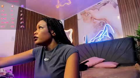 Snapshot of cristalbroke_tay chatting on 05-18-26, 07:41 Crystalbroke online show from 05-18-26, 07:41