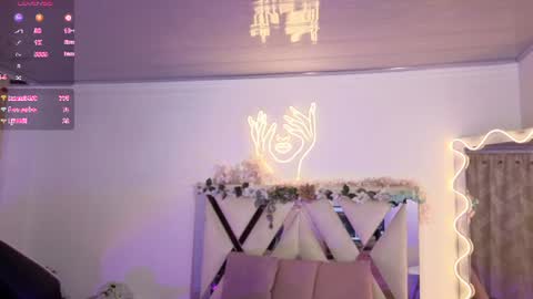 Crystalbroke  online show from 07-23-26, 01:58