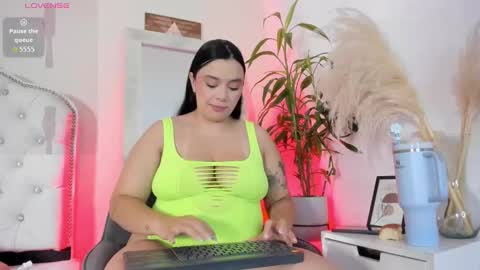 Snapshot of cristalcutte_ chatting on 10-09-25, 11:52 Cristal Cute online show from 10-09-25, 11:52
