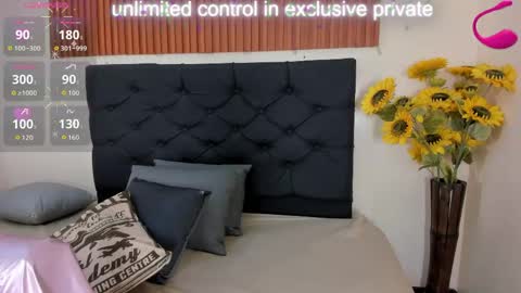 cristale69 online show from 04-15-26, 06:15