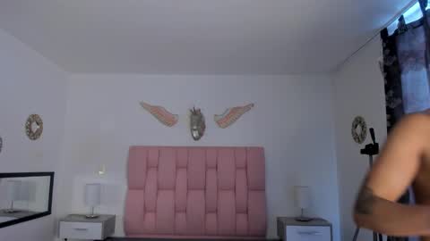 Snapshot of cristalmunez chatting on 12-26-24, 06:43 cristal online show from 12-26-24, 06:43