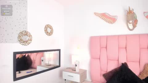 Snapshot of cristalmunez chatting on 12-31-24, 03:31 cristal online show from 12-31-24, 03:31