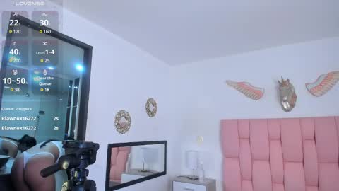 Snapshot of cristalmunez chatting on 01-02-25, 06:34 cristal online show from 01-02-25, 06:34