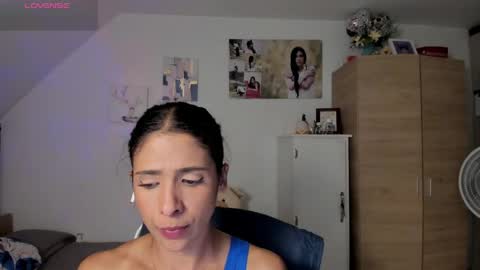 Snapshot of cristamunez chatting on 05-26-26, 02:51 veronika online show from 05-26-26, 02:51