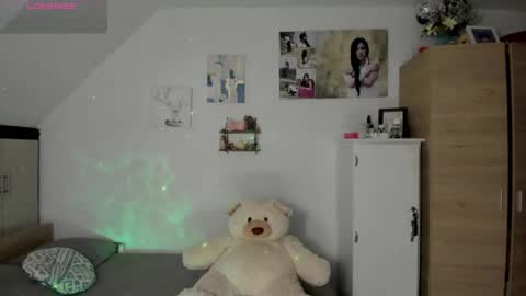 Snapshot of cristamunez chatting on 06-02-26, 03:19 veronika online show from 06-02-26, 03:19
