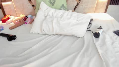 cristin  online show from 12-10-24, 09:54