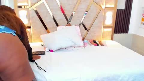 cristin  online show from 02-27-25, 06:53