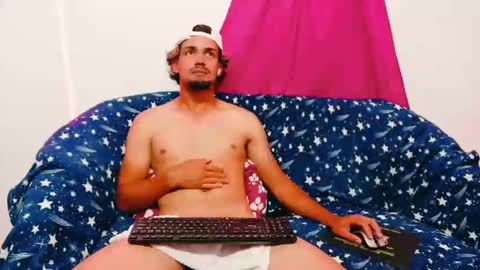 Snapshot of cristian_gp chatting on 10-08-25, 03:04 cristian gp online show from 10-08-25, 03:04