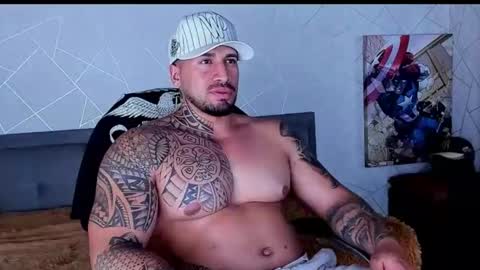 Snapshot of cristian_walker chatting on 04-28-26, 11:21 cristian walker online show from 04-28-26, 11:21
