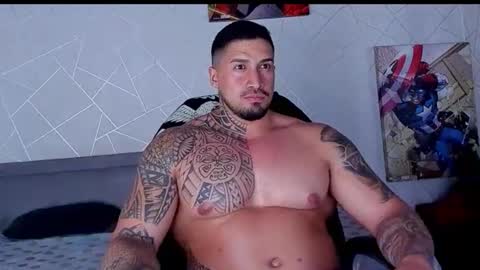 Snapshot of cristian_walker chatting on 06-01-26, 10:55 cristian walker online show from 06-01-26, 10:55