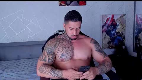 Snapshot of cristian_walker chatting on 06-04-26, 12:00 cristian walker online show from 06-04-26, 12:00