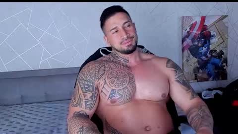 Snapshot of cristian_walker chatting on 06-11-26, 10:02 cristian walker online show from 06-11-26, 10:02