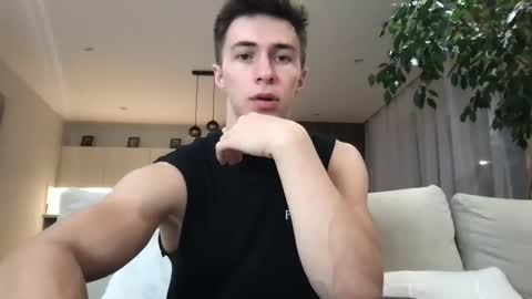 Snapshot of cristianovilla chatting on 02-01-25, 11:06 CristianoHailey online show from 02-01-25, 11:06