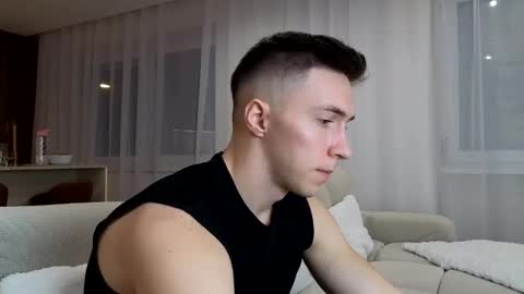 Snapshot of cristianovilla chatting on 03-08-25, 10:13 CristianoHailey online show from 03-08-25, 10:13