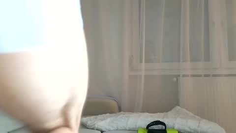 Snapshot of cristianovilla chatting on 09-12-25, 09:04 CristianoHailey online show from 09-12-25, 09:04