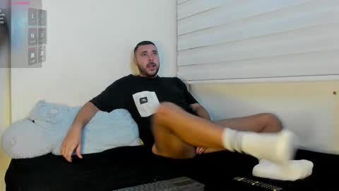 Snapshot of cristianstone2 chatting on 03-20-26, 04:50 CRISTIAN online show from 03-20-26, 04:50