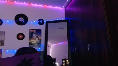 Christina online show from 02-18-25, 08:14