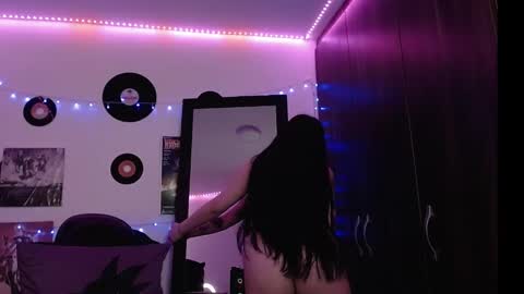 Christina online show from 03-04-25, 05:45