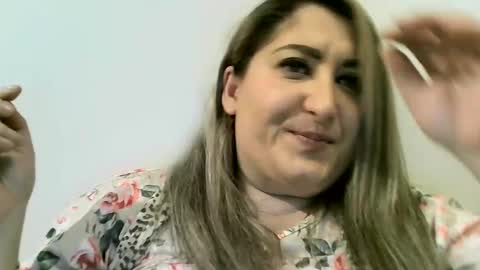 Snapshot of cristina20021991 chatting on 12-26-24, 08:00 cristina20021991 online show from 12-26-24, 08:00