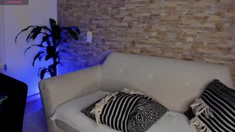 Snapshot of cristina_fernando chatting on 12-19-24, 12:34 soycriss online show from 12-19-24, 12:34