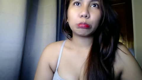 Snapshot of cristinavalerie chatting on 10-11-25, 05:39 Cristina Valerie online show from 10-11-25, 05:39