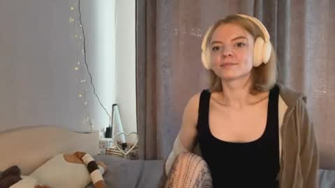 Marry online show from 03-31-26, 01:33