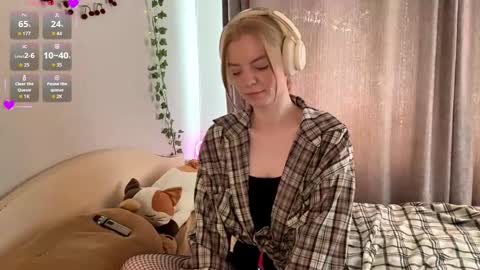 Marry online show from 04-24-26, 03:14