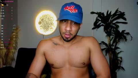 Snapshot of cristobal12cock chatting on 02-22-26, 04:46 Cristian online show from 02-22-26, 04:46