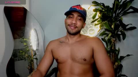 Snapshot of cristobal12cock chatting on 03-11-26, 04:18 Cristian online show from 03-11-26, 04:18