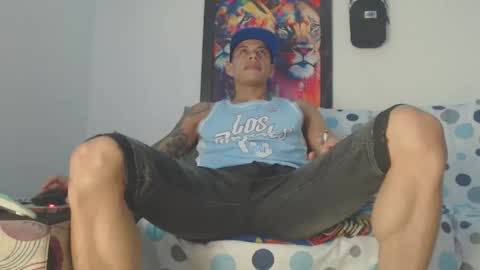 Snapshot of cristofer_dick5511 chatting on 12-23-24, 02:45 criistofer online show from 12-23-24, 02:45